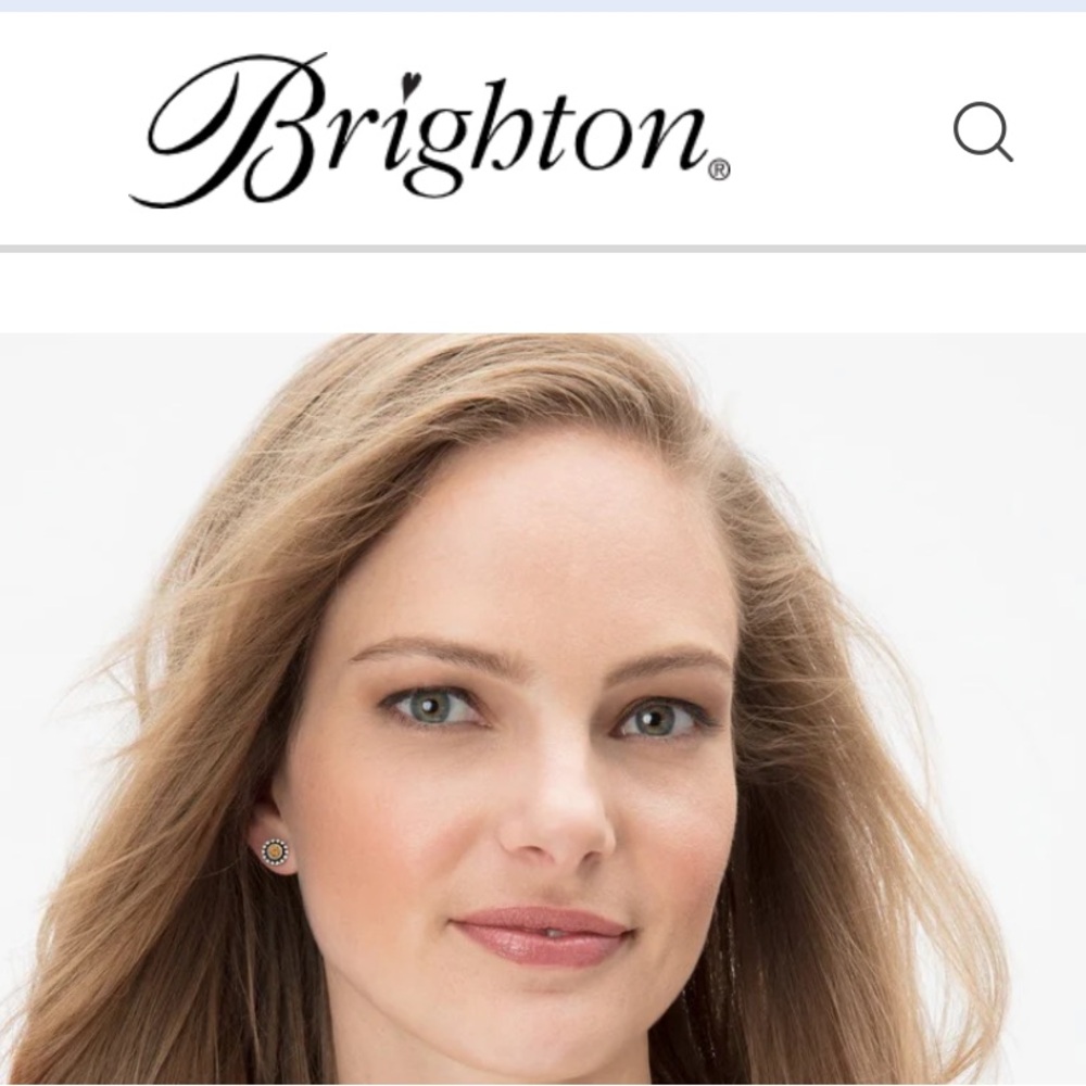 New Brighton stud earrings! Gorgeous! 💌